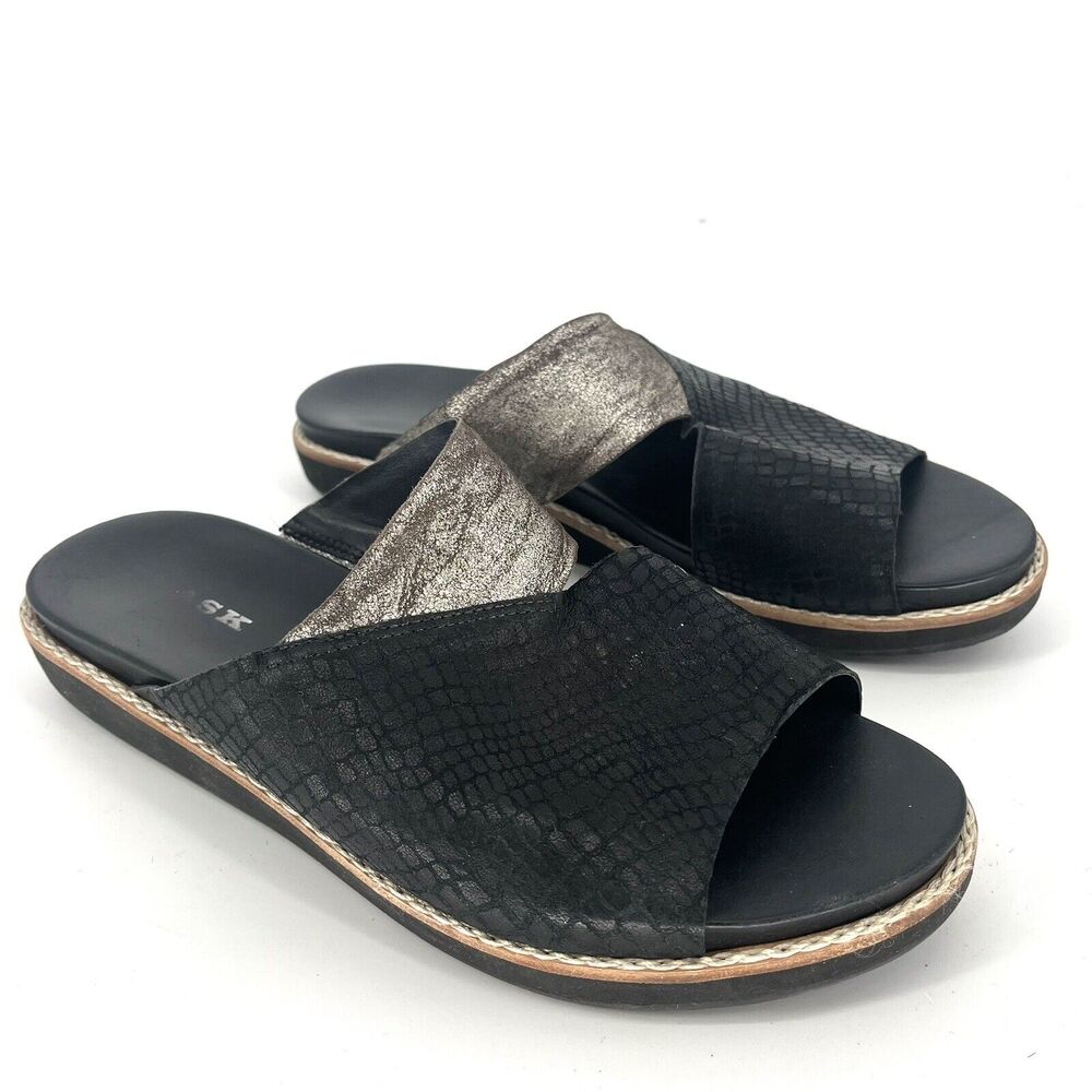Trask Codi Sandals Womens 9 Black Metallic Leather Crossover Comfort Slides